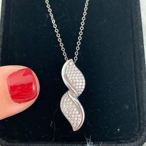 Sterling Silver figure 8 pendant